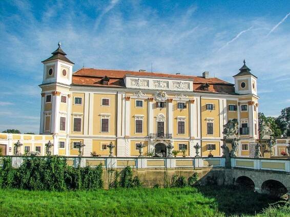 Státní zámek Milotice - Milotice, Jižní Morava | Regiontourist.cz