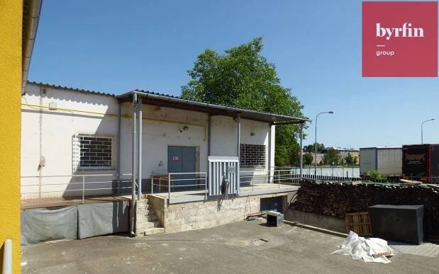 Sklady, Zámecký okruh, Opava, 700 m²