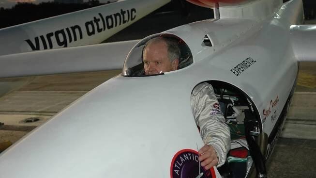 Před 20 lety dokončil milionář Steve Fossett rekordní sólový let kolem Země