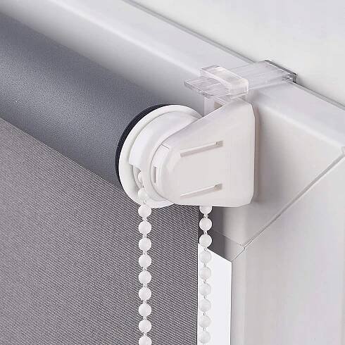 AMAZON BASICS ZATEMŇOVACÍ ROLETA NA OKNO 86 x 150 cm TMAVĚ ŠEDÁ Stav balení originální