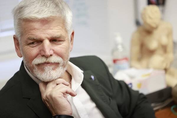 Zastropování cen energií udělala vláda pozdě, řekl kandidát na Hrad Pavel