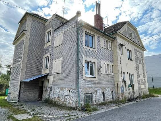 V Rumunsku, Chlumčany, okres Plzeň-jih