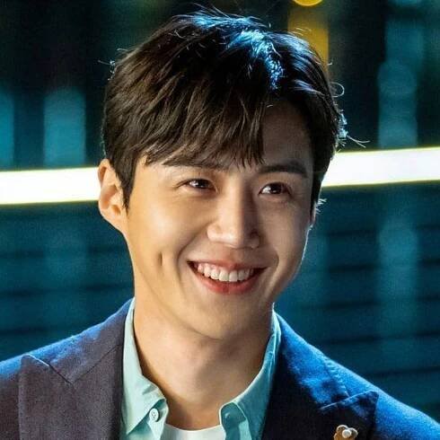 Kim Seon Ho 15