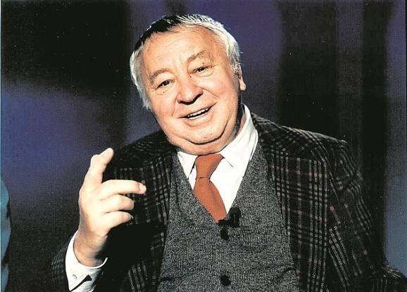 Fotogalerie: Miroslav Horníček jako král Majálesu roku 1966