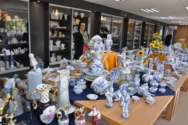 OBRAZEM: Z chátrajícího kina v Dubí je dům porcelánu