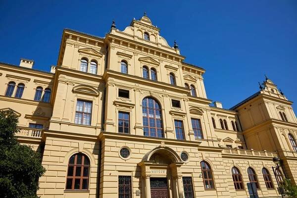 Dvoudenní výlet po Jihočeském kraji : Objevuj památky