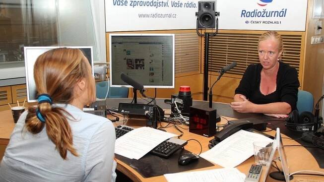 Lenka Bártová a Lucie Výborná krátce před začátkem rozhovoru