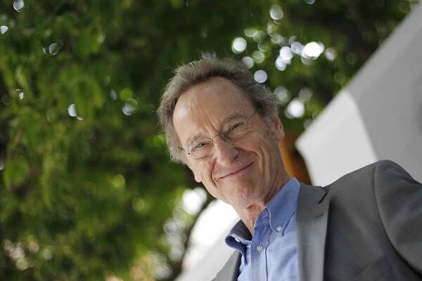 Není to autobiografický román, říká o své nové knize autor slavného Předčítače Bernhard Schlink