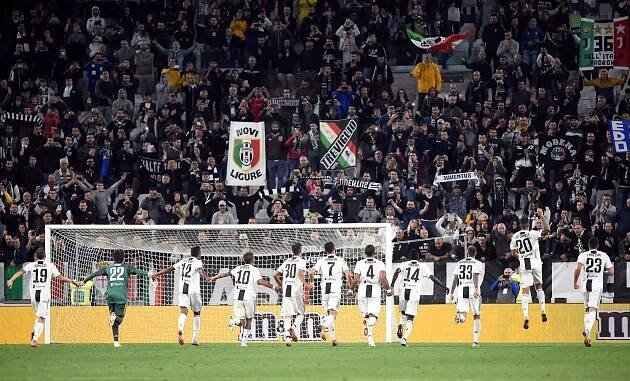 AS Řím se Schickem v italské lize konečně vyhrál. Uspěl i Juventus