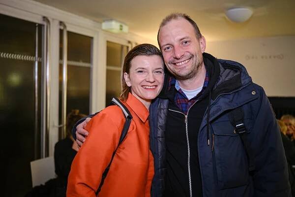 Slavnostní premiéra romantické komedie Holka od vedle byla plná překvapení!