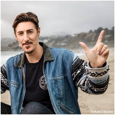 Eric Balfour photo