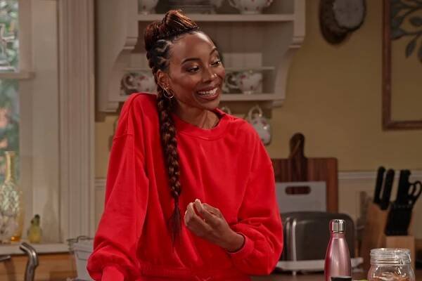 Rodinný sraz - Remember M'Dear's Roast? - Z filmu - Anika Noni Rose