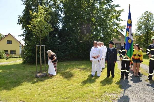 Křest knihy a vysvěcení kapličky 17.8.2021 - Oficiální stránky obce Chlum
