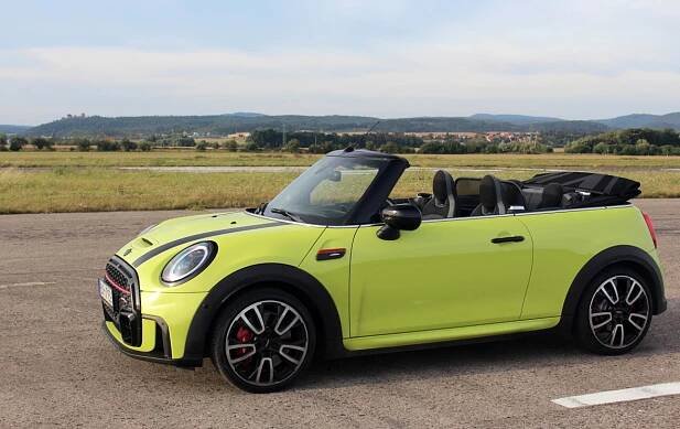 mini-jcw-2021-7