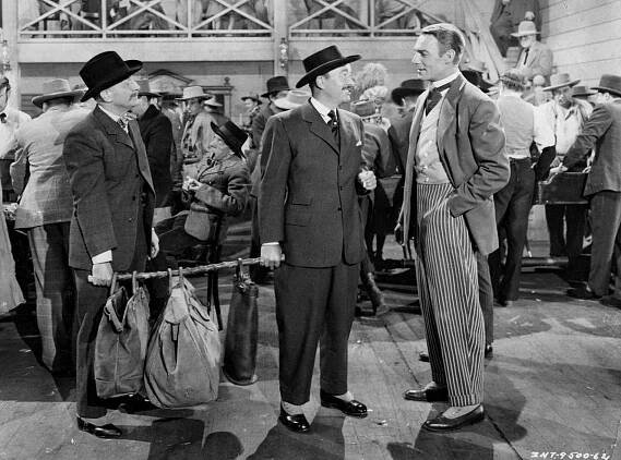 Belle of the Yukon - Z filmu - Robert Armstrong, Randolph Scott