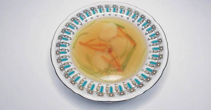 Consommé Olga z Titaniku podle Prostřeno!