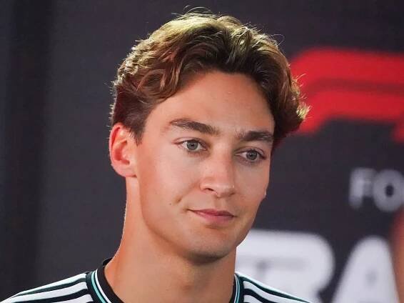 George Russell 'not happy' at Mercedes as Toto Wolff warned over contract decision