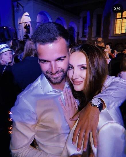To je rychlovka! Makarenko půl roku po seznámení oslaví svátky u maminky svého nového partnera