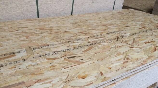 Hmotnost OSB desek: kolik váží jedna OSB deska 6-8 mm a 15-18 mm? Hmotnost ostatních OSB desek 