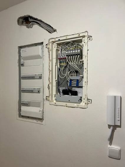 Montáž datového rozvaděče, Praha 6 - Jedelský a Kuběnka elektroinstalace
