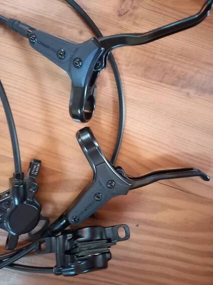 Kotoučové hydraulické brzdy TEKTRO HDT285 NOVÉ - ZA OBĚ za 500 Kč | Cyklobazar.cz