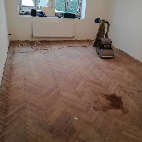 Podlahářské práce ŠTEFÁNEK | Profesionální podlahářské práce zajišťujeme s precizností a kvalitou. Instalace, renovace či