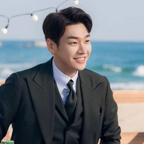 Kim Young Kwang 16