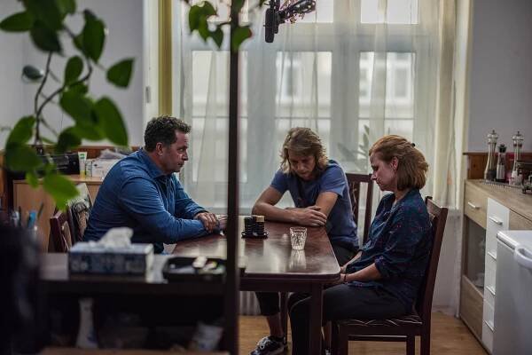 Specialisté - Hodinový manžel (S07E13) (2022) | Tvůrci | ČSFD.cz