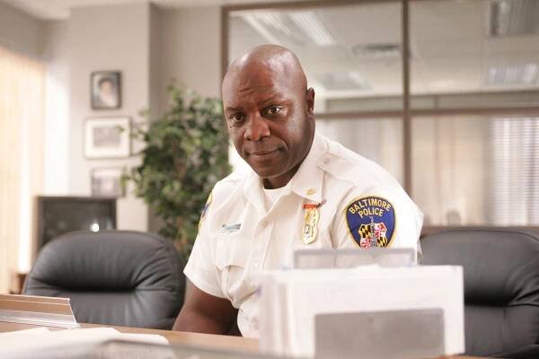The Wire - Špína Baltimoru - Návrat domů - Z filmu - Robert Wisdom