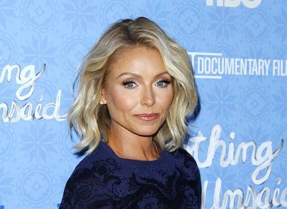Kelly Ripa Strikes a Powerful Chord in Her Return to Live!