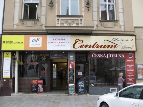Bufet Centrum zavřel. Po půl století je náměstí bez legendární jídelny