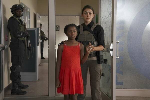 The Brave - Enhanced Protection - Z filmu - Natacha Karam
