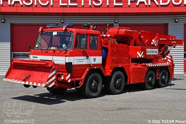 VHJ letiště Pardubice - VYA - Tatra 815 - TECHNIKAIZS.cz