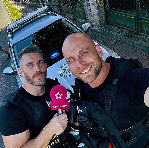 Policista v akci u soudu, napadení měl přihlížet: Chodí mi výhrůžky! Podpořil ho parťák z televize - Expres.cz