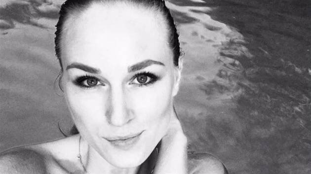 Anna Marie Kánská je po mamince krásná, sexy postavou prý uchvátila i...