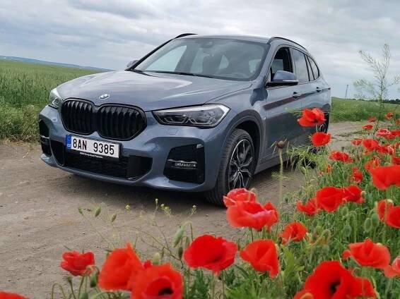 BMW X1 25i: Stačí k zábavě silný motor?