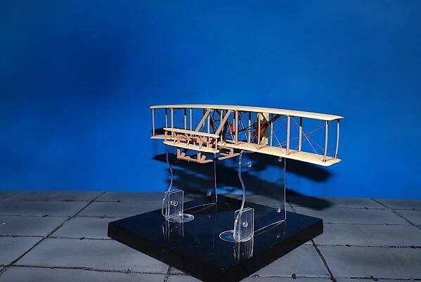 POSTAGE STAMP Collection PS5555 - WRIGHT FLYER, Wright Brothers