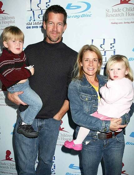 James Denton with son Sheppard, wife Erin O'Brien and daughter Malin 'Ice Age: The Meltdown' film benefit for St Jude's Children's Research Hospital, Beverly Hills, Los Angeles, America - 16 Nov 2006
