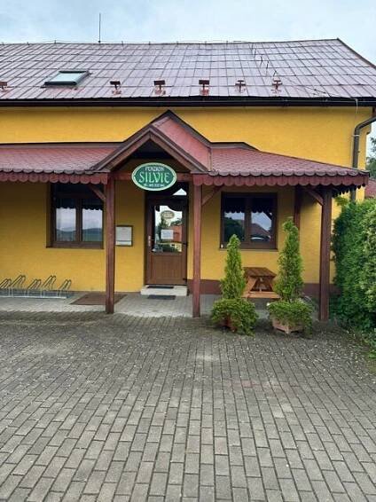 Restaurace - Penzion Silvie (Ubytování Zlín, Štípa, Zoo Lešná)