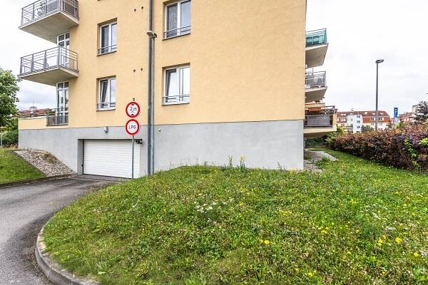 Prodej bytu 2+kk/balkon/GS, sklep, Praha 6 – Suchdol, ul. Holubí – RYreality, realitní poradci jinak