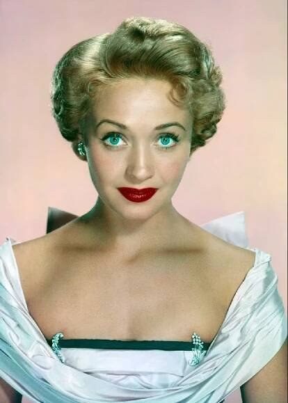 FOTO: Krásná herečka Jane Powell zemřela ve věku dvaadevadesáti let. – stránka 170