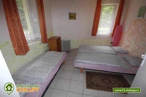 Chalupa na samotě - Berounka - Křivoklát (1C-013): CS chalupy, pronájem chaty a chalupy