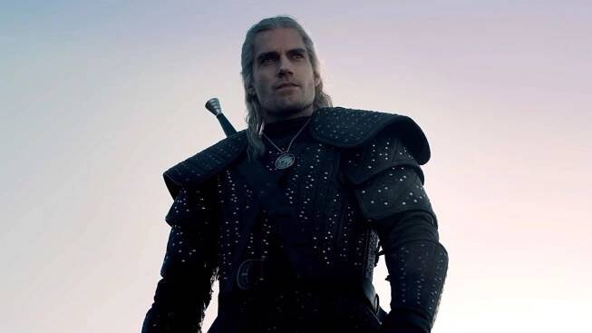Svalouš Henry Cavill končí s Geraltem z Rivie: Nahradí ho hvězda Hunger Games – eXtra.cz