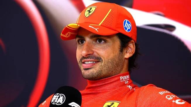 Na klasických okruzích je Red Bull stále favoritem, tvrdí Sainz