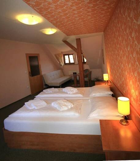 Hotel Bily jednorozec Rooms: Pictures & Reviews - Tripadvisor