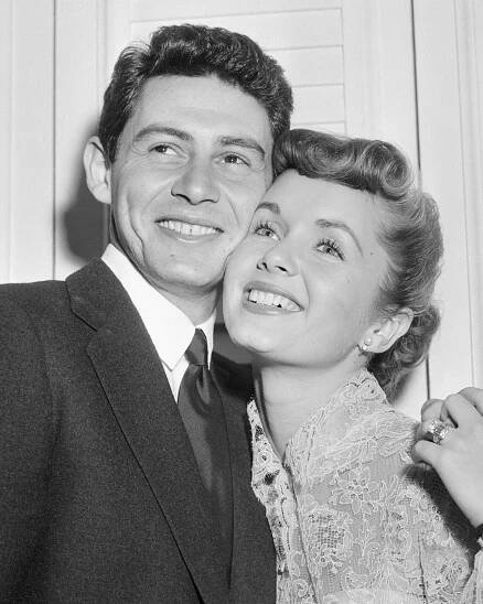 The Best Celebrity Engagement Rings of All Time 76