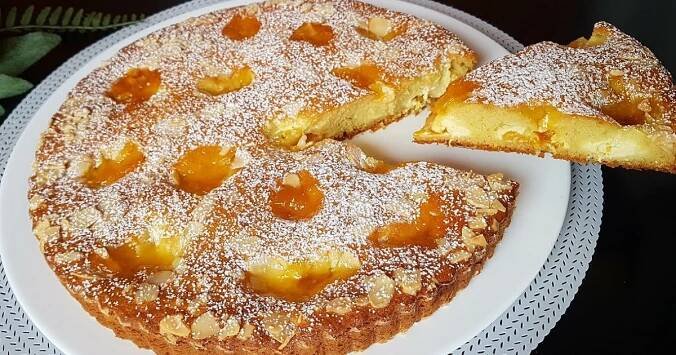 Rychlý víkendový recept: Líný koláč s marmeládou – raz dva hotový, snadný a díky 1 surovině navíc dokonale vláčný