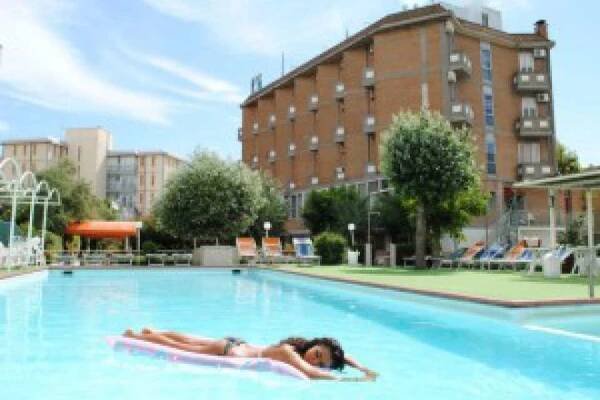 Family hotel Marina Beach