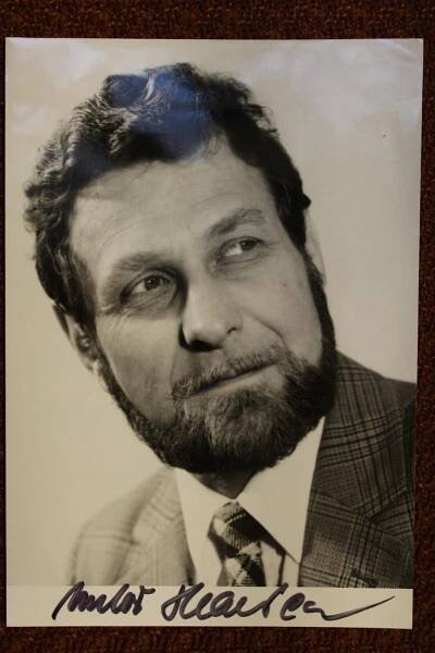 Miloš HLAVICA, herec, autogram, podpis
