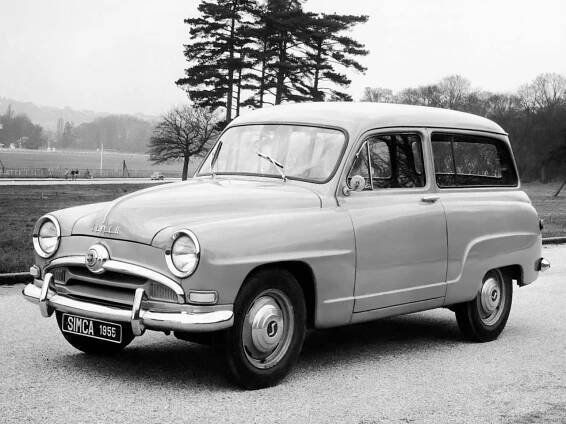 Elegantní vlaštovka posunula Simcu mezi elitu. Aronde je známá i z Československa